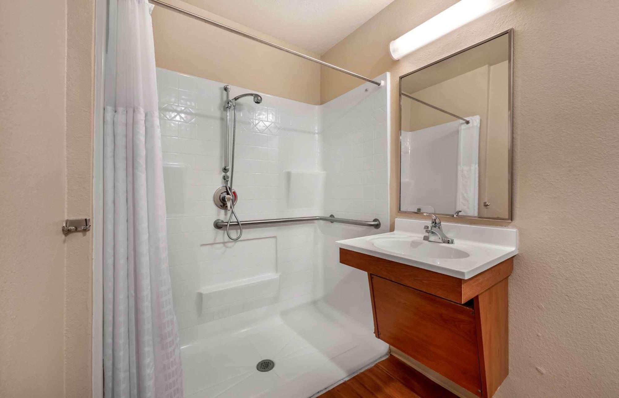 Extended Stay America Select Suites - Wichita - Airport Экстерьер фото