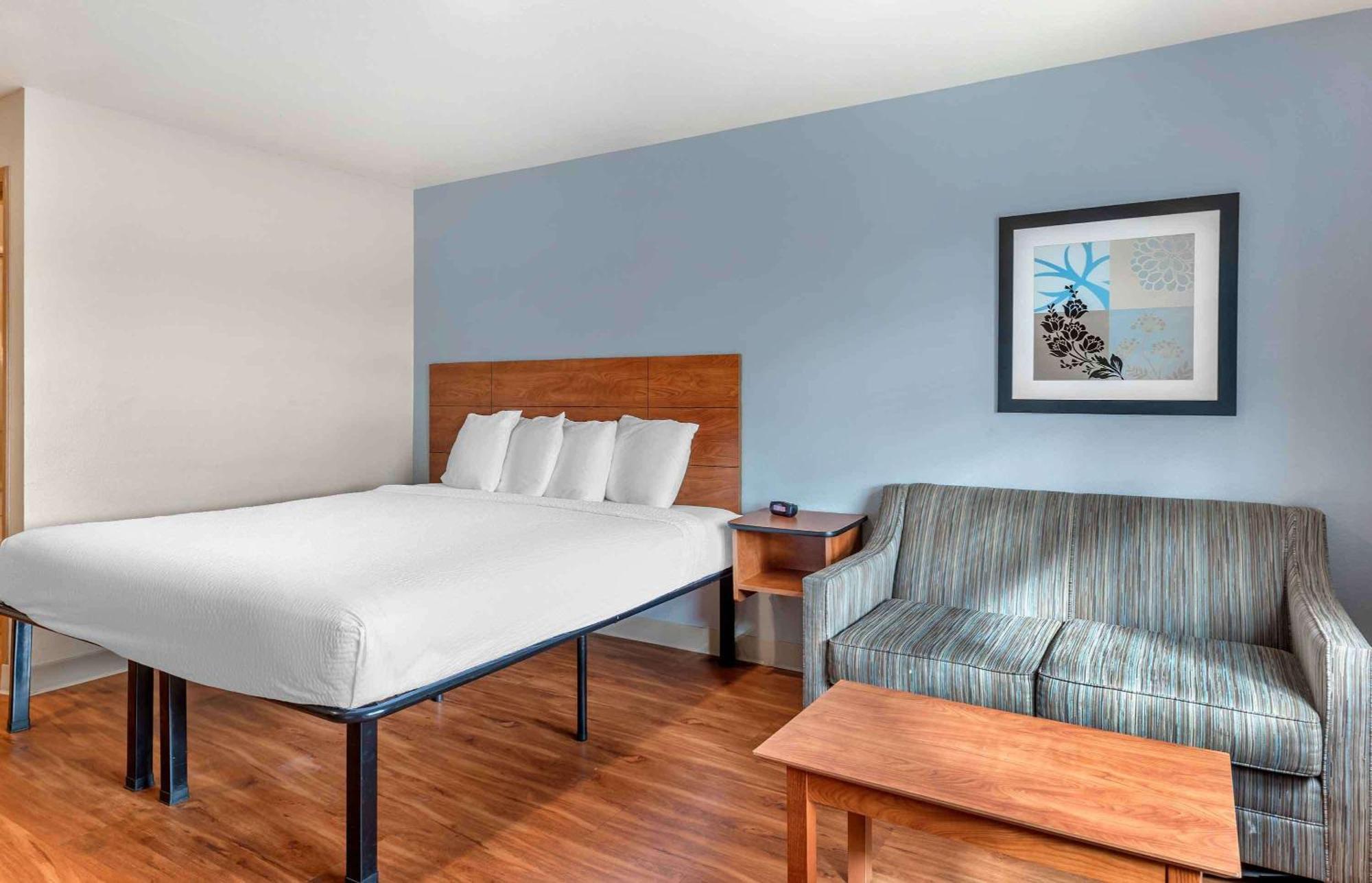 Extended Stay America Select Suites - Wichita - Airport Экстерьер фото