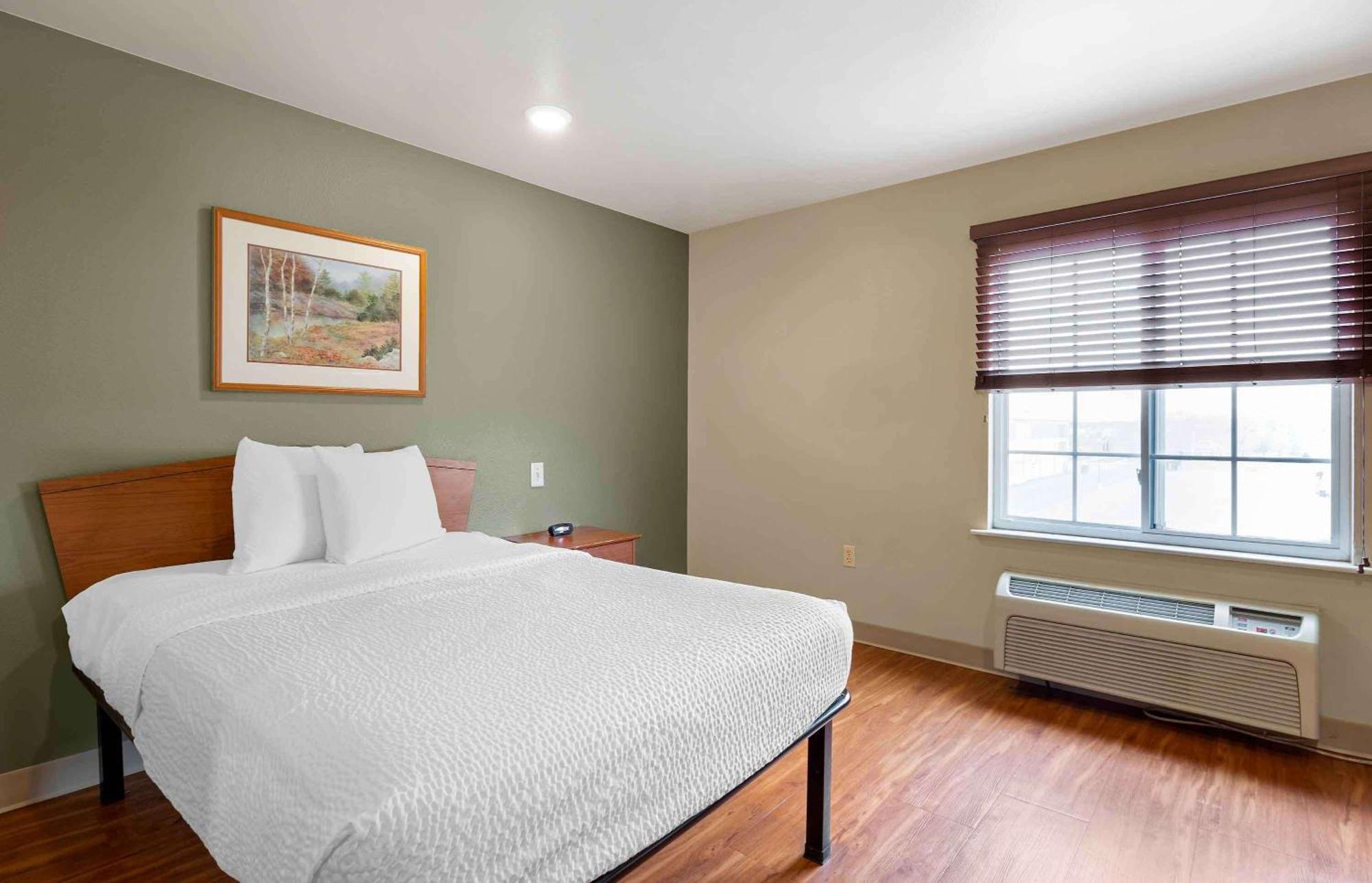 Extended Stay America Select Suites - Wichita - Airport Экстерьер фото